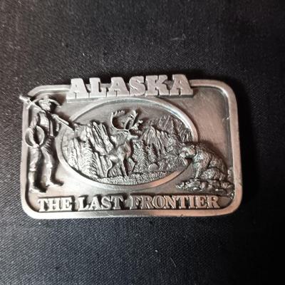 1983 SISKIYOU BELT BUCKLE "ALASKA THE LAST FRONTIER"