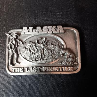1983 SISKIYOU BELT BUCKLE "ALASKA THE LAST FRONTIER"