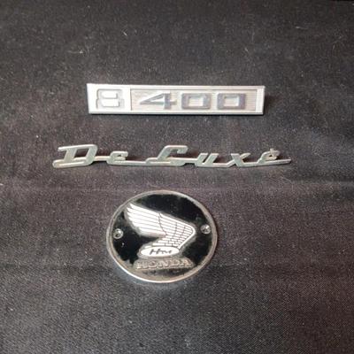 2 AUTO METAL EMBLEMS AND HONDA EMBLEM