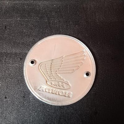 2 AUTO METAL EMBLEMS AND HONDA EMBLEM