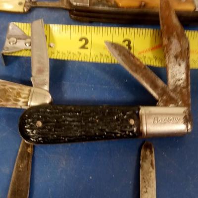LOT 118 LOT OF SEVEN OLD POCKET KNIVES