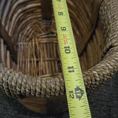 (3) Baskets