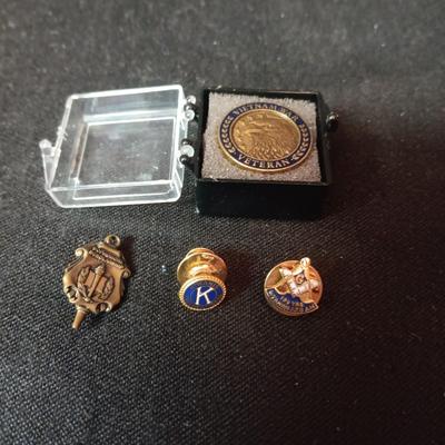 MASONIC, KIWANIS AND OTHER PINS