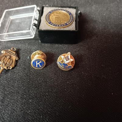 MASONIC, KIWANIS AND OTHER PINS
