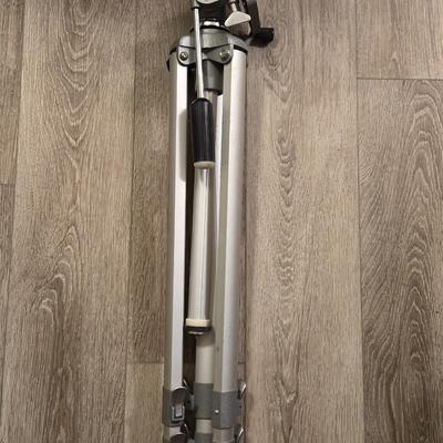 Mamiya Heavy Duty Camera Tripod