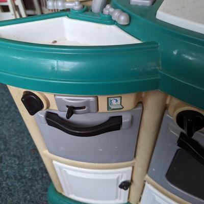 American Plastic Children's Kitchen