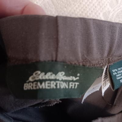LADIES NAME BRAND PANTS AND SHIRTS