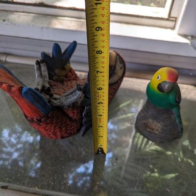 Parrot Decor Wine Bottle Holder