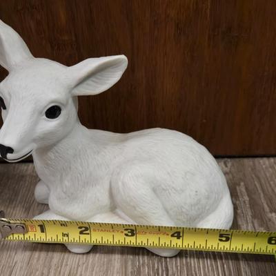 (2) Porcelain Deers