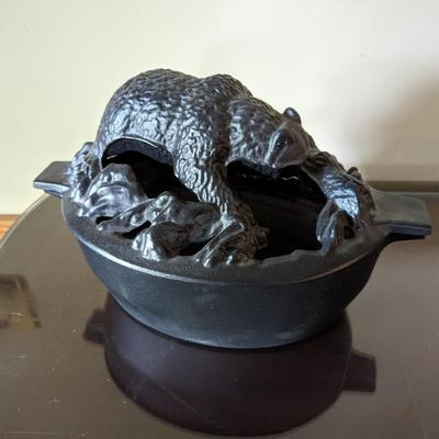 Black Bear John Wright Iron Bear Stove Top Steamer Humidifier