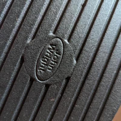 Black Bear John Wright Iron Bear Stove Top Steamer Humidifier