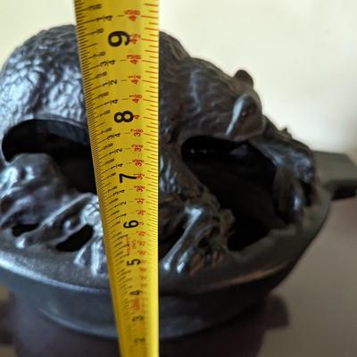 Black Bear John Wright Iron Bear Stove Top Steamer Humidifier