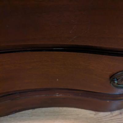 Leather Top 4 Drawer Dresser With Glass Top