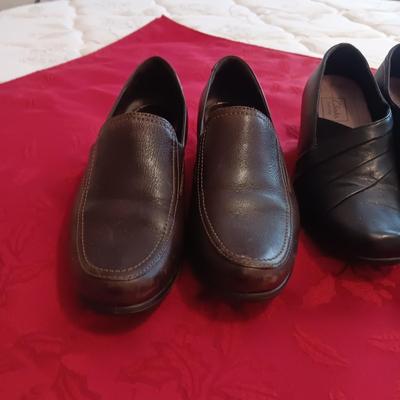 LADIES ECCO (38) & CLARKS EVERYDAY (7 1/2) SLIP ON SHOES