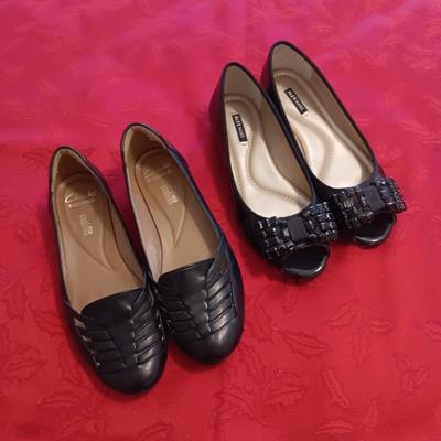 ALEX MARE DRESS SHOES W/RHINESTONE BOWS (7 1/2) AND CLARKS CASUAL SHOES (7 1/2)