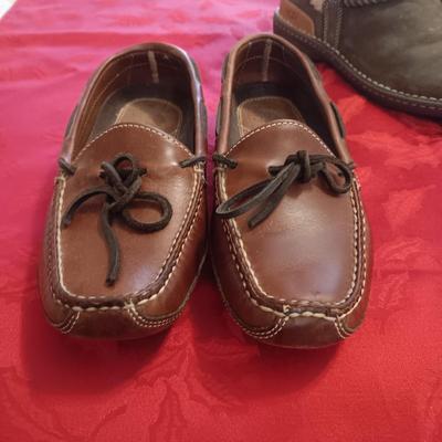 LL BEAN LEATHER SHOES (7) & UGG LINED BOOTS (8)