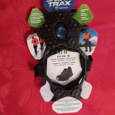 LIKE NEW CLARKS UNSTRUCTURED DRESS SHOES (7) AND NEW SNOW TRAX