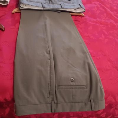 3 PAIRS OF MEN'S DRESS PANTS (38) AND LL BEAN TAN DENIM PANTS (36 30)