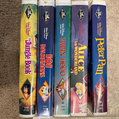WALT DISNEY MOVIES IN CLAMSHELL CASES