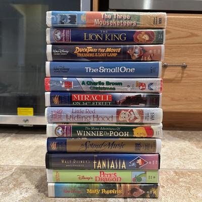 CHILDREN'S MOVIES ON VHS