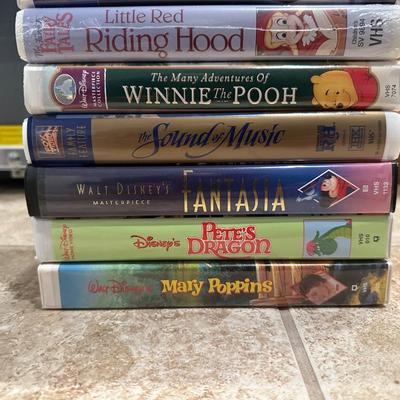 CHILDREN'S MOVIES ON VHS