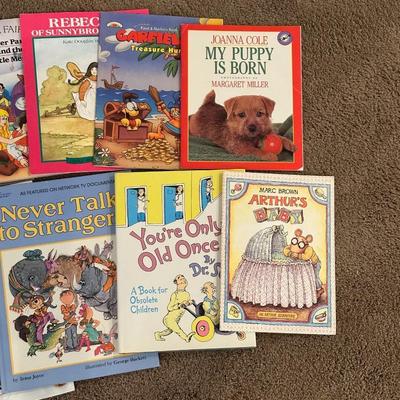 BOOKS FOR BEGINNERS AND GRADE SCHOOL READERS