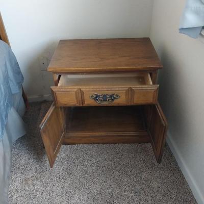 AVERY WOODEN NIGHTSTAND