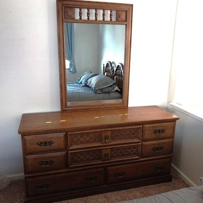 AYERS WOODEN EIGHT DRAWER DRESSER WITH MIRROR