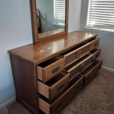 AYERS WOODEN EIGHT DRAWER DRESSER WITH MIRROR