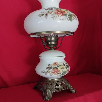 VINTAGE GLASS GLOBE TABLE LAMP