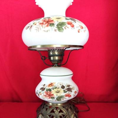 VINTAGE GLASS GLOBE TABLE LAMP