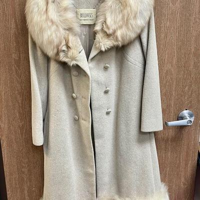 Vintage Bullocks Wool Women's Coat with Faux Fur