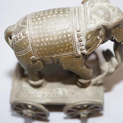 ANTIQUE BRASS EASTERN INDIA ELEPHANT ON WHEELS