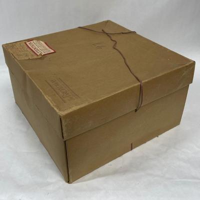 Vintage Hat Box from The Broadway Store - empty