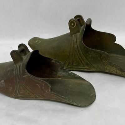 2 Brass Conquistador Stirrup Shoes