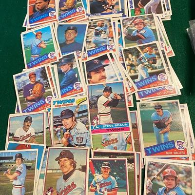 Vintage Twins Cards