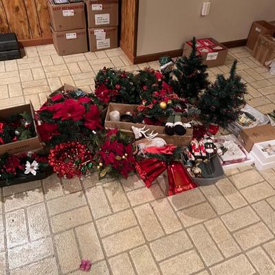 Christmas Decor & More ( BDF-MK)