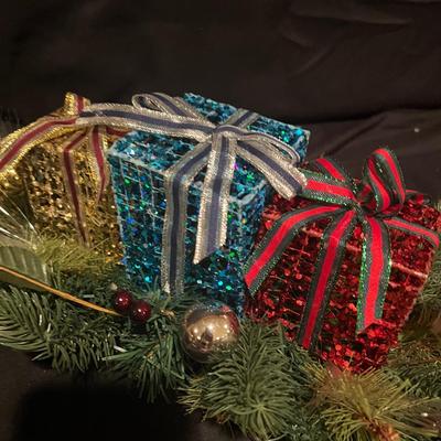 Christmas Decor & More ( BDF-MK)