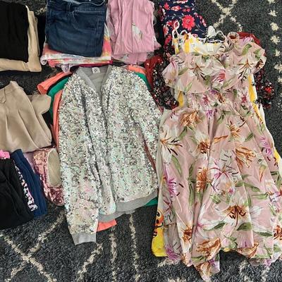 Youth Girls Teen / Preteen Sized Clothing
