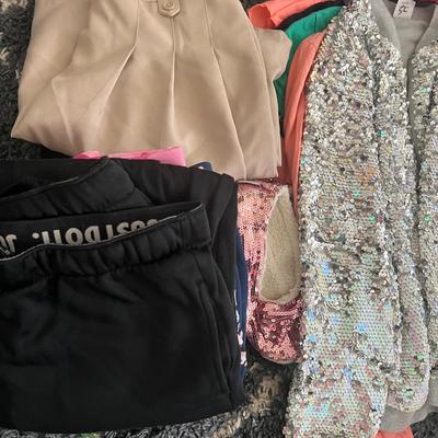 Youth Girls Teen / Preteen Sized Clothing