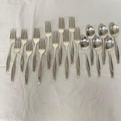 Six Person Gorham Sterling 'Sea Rose' Flatware (BBC-SS)
