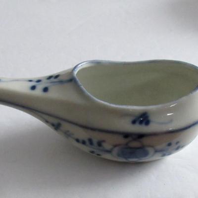 Antique Flow Blue Baby or Invalid Feeder, Germany