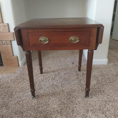WOODEN DROPLEAF SIDE TABLE WITH DRAWER