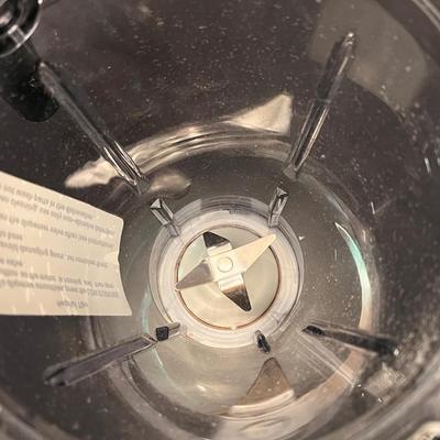 'Black & Decker CrushMaster' & 'Back To Basics Smoothie Elite' Blenders (L-DZ)