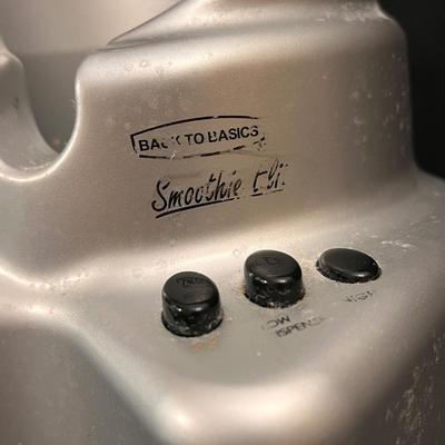 'Black & Decker CrushMaster' & 'Back To Basics Smoothie Elite' Blenders (L-DZ)