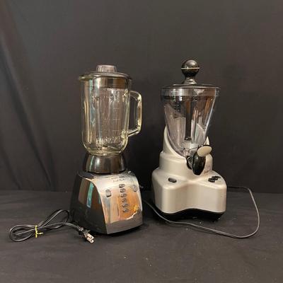 'Black & Decker CrushMaster' & 'Back To Basics Smoothie Elite' Blenders (L-DZ)