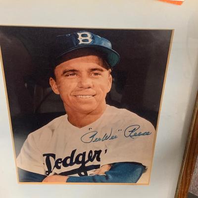 Signed Photo Pee Wee Reese