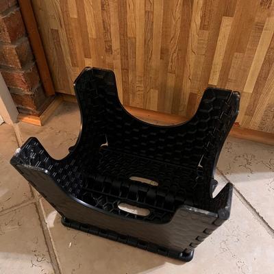 Trash Cans, Step Stools, and Anti-Fatigue Floor Mats (K-DZ)