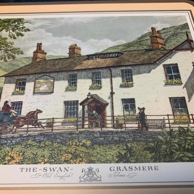 Taverns of Europe Placemat Settings in Box