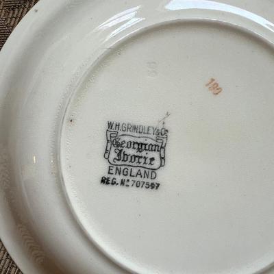 Dinner ware